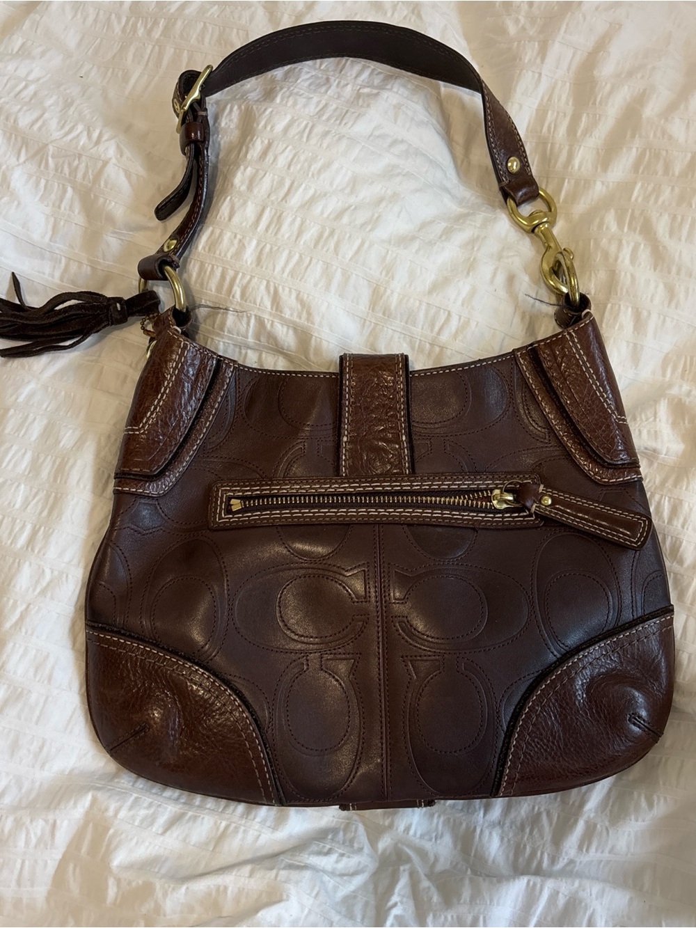Coach Dark Brown Leather Shoulder Bag with Brass Hardware - Picture 3 of 4
